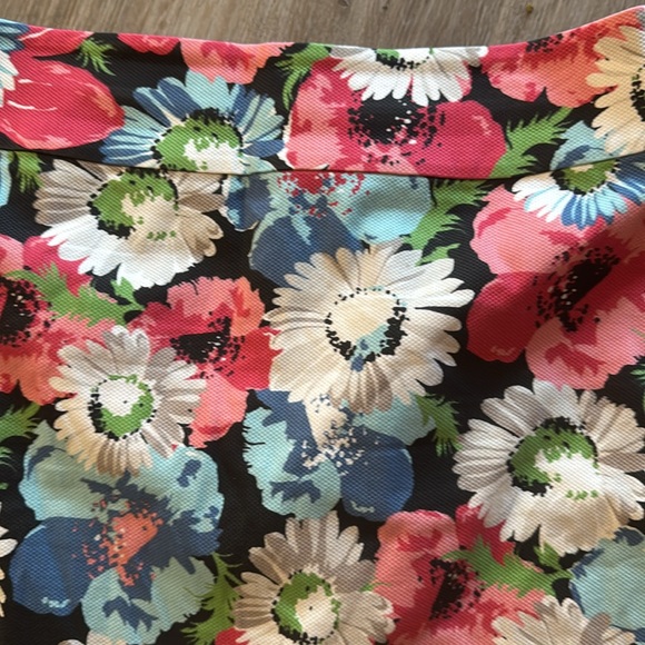Talbots pink blue daisy floral cotton knee length skirt 14P - Picture 3 of 5